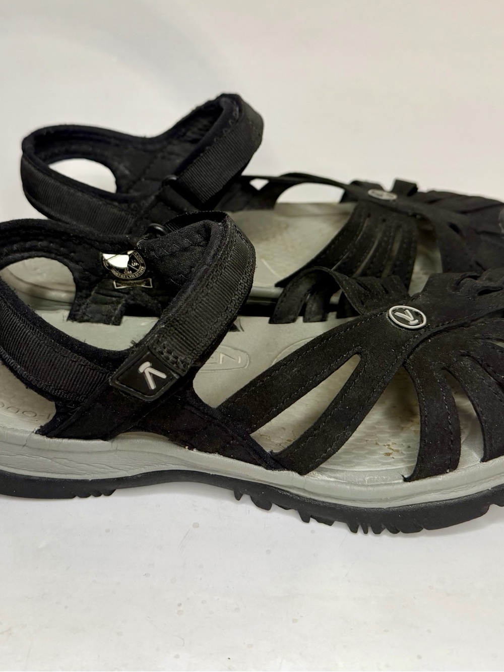 KEEN Rose Sandals Women Sz 10 Black Grey Water Hiking Sport Shoes 1008783 LYN - Picture 8 of 12
